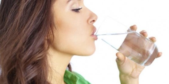 Выпивайте стакан воды до еды Выпивайте стакан воды до еды