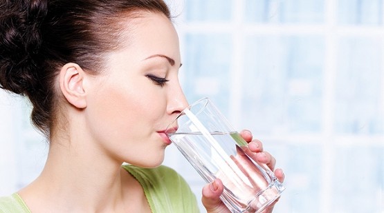 Пить больше жидкости Пить больше жидкости