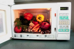 Какой вред от микроволновки